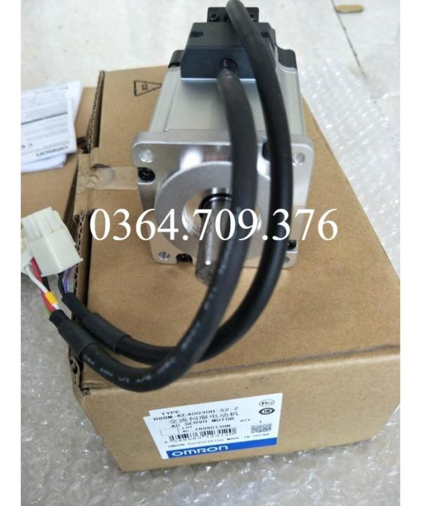 Bộ Điều Khiển Servo Omron R88D-UT40V-RG