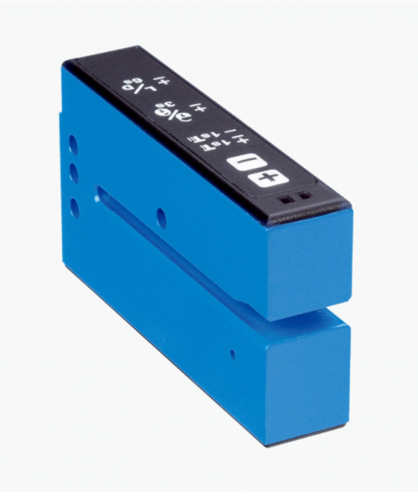 Cảm biến phuộc SIck UFN3-70B113