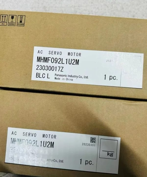 Động Cơ Panasonic AC Servo Hoàn Toàn Mới Mhmf092l1u2m