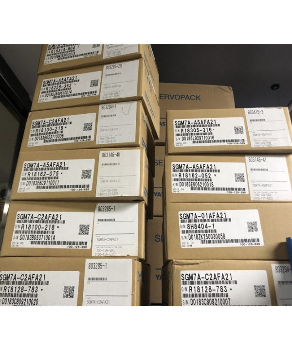 SGM7A-A5AFA21/SGM7A-01AFA21/SGM7A-C2AFA21 Động Cơ Servo Yaskawa Hoàn Toàn Mới