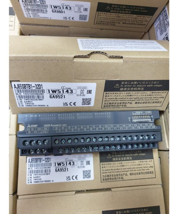 Module I/O AJ65SBTB1-32D1 input CC-Link Mitsubishi New