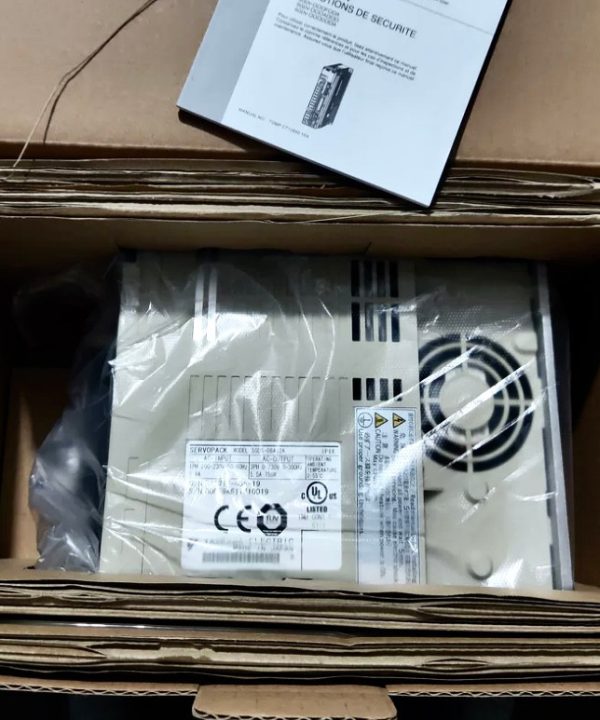 Yaskawa Servo Điều Khiển SGDS-01/02/04/08/10/15/20/30/A01a/A12a/A05a/A15a Hoàn Toàn Mới