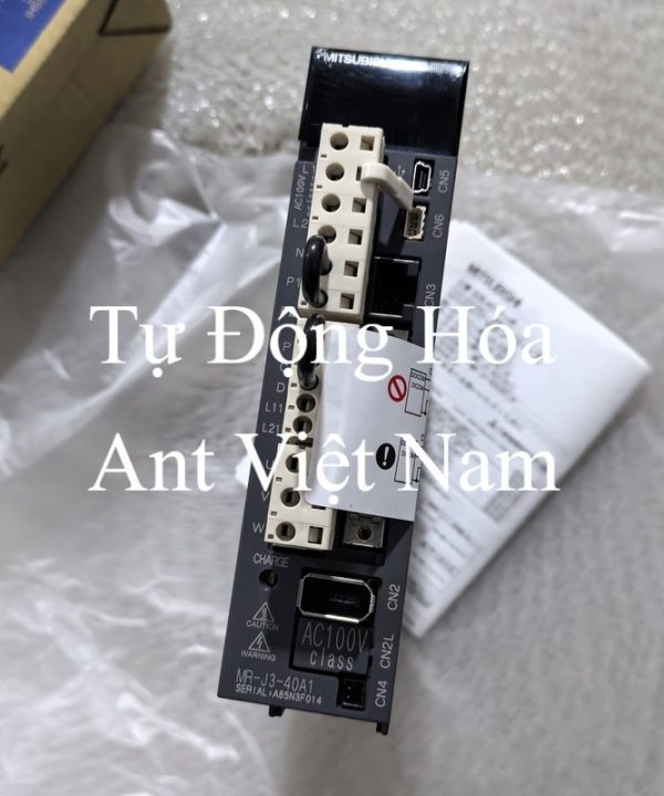 Mitsubishi Servo Drive MR-J3-40A1 MR-J3-40B1 New