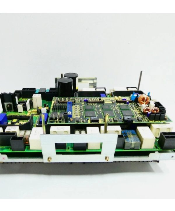 Fanuc servo Board khuếch đại A06B-6105-H003 mới