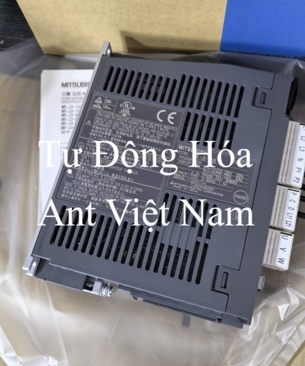 Mitsubishi Servo Bộ Điều Khiển MR-J3-10B/40B/60B/70B/100B/200B/350B Mới