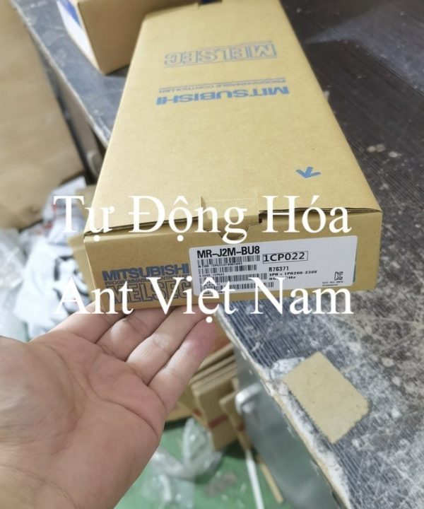 Mitsubishi Servo Đế MR-J2M-BU8 MR-J2M-BU6 Thương Lượng MR-J2M-BU4 Mới