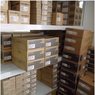 Mitsubishi Động Cơ Servo Hf44s/Hf44t/Hf75s/Hf75t Chính Hãng Hoàn Toàn Mới